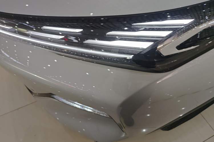 Used Geely Galaxy Xingjian 7 EM-i 2025 120km Launch+ Version Left Front Headlight