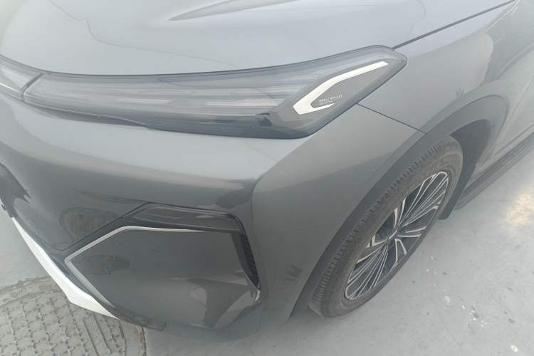 Used Geely Galaxy Xingjian 7 EM-i 2025 120km Navigator Edition Left Front Headlight