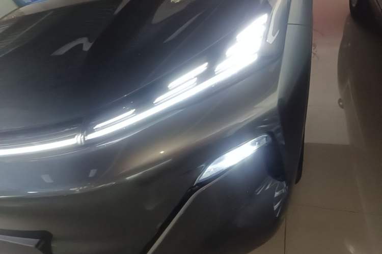 Used Geely Galaxy Xingjian 7 EM-i 2025 120km Exploration+ Version Left Front Headlight
