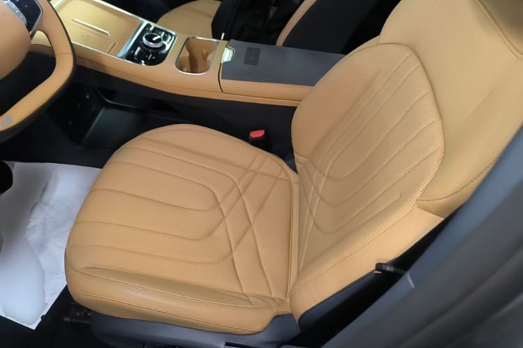 Used Geely Galaxy Xingjian 7 EM-i 2025 120km Exploration+ Version Left Front Seat
