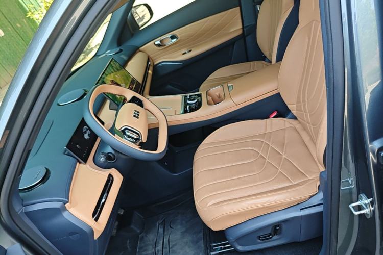 Used Geely Galaxy Xingjian 7 EM-i 2025 120km Exploration+ Version Left Front Seat