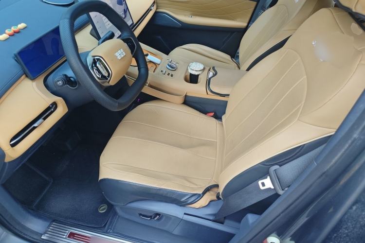 Used Geely Galaxy Xingjian 7 EM-i 2025 120km Launch+ Version Left Front Seat