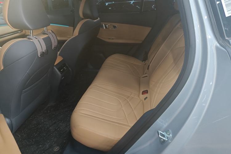 Used Geely Galaxy Xingjian 7 EM-i 2025 120km Navigator Edition Left Rear Seat