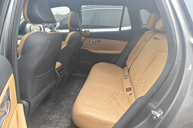 Used Geely Galaxy Xingjian 7 EM-i 2025 120km Exploration+ Version Left Rear Seat