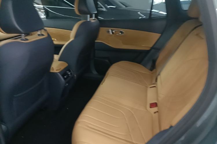 Used Geely Galaxy Xingjian 7 EM-i 2025 55km Exploration Edition Left Rear Seat