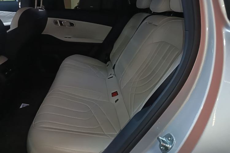 Used Geely Galaxy Xingjian 7 EM-i 2025 120km Exploration+ Version Left Rear Seat