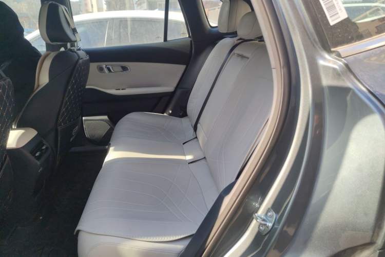 Used Geely Galaxy Xingjian 7 EM-i 2025 120km Exploration+ Version Left Rear Seat