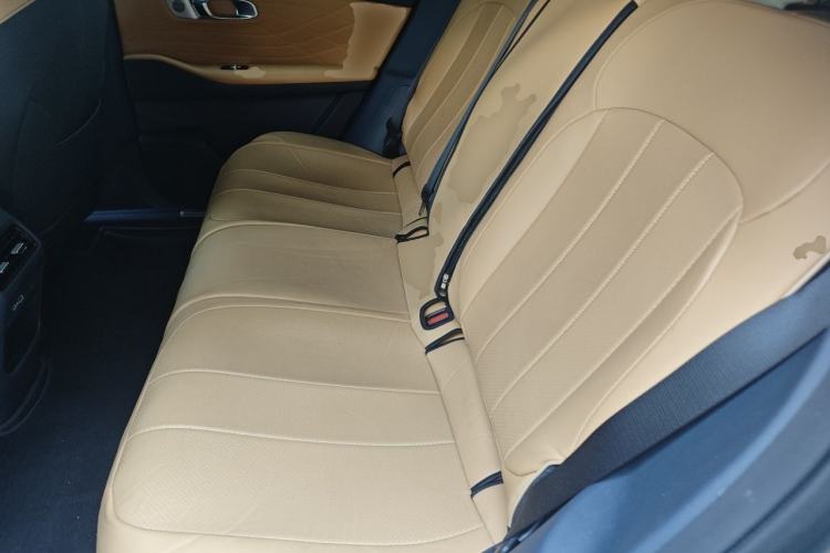 Used Geely Galaxy Xingjian 7 EM-i 2025 120km Launch+ Version Left Rear Seat