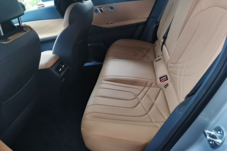 Used Geely Galaxy Xingjian 7 EM-i 2025 120km Exploration+ Version Left Rear Seat