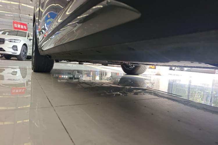 Used Geely Galaxy Xingjian 7 EM-i 2025 120km Exploration+ Version Left Side Sill