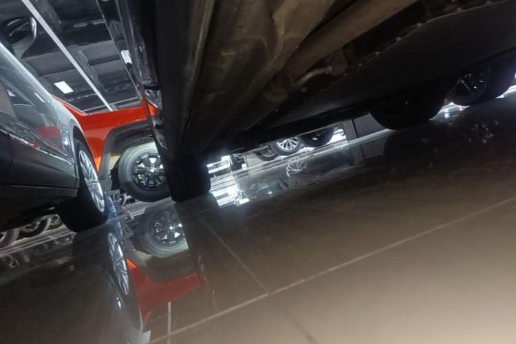 Used Geely Galaxy Xingjian 7 EM-i 2025 120km Exploration+ Version Left Side Sill