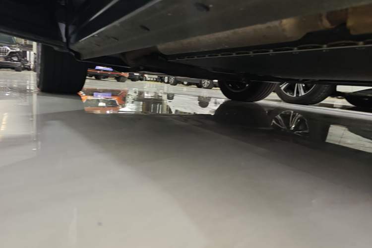 Used Geely Galaxy Xingjian 7 EM-i 2025 120km Exploration+ Version Left Side Sill