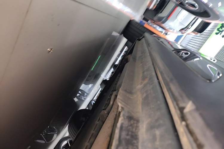 Used Geely Galaxy Xingjian 7 EM-i 2025 120km Exploration+ Version Left Side Sill
