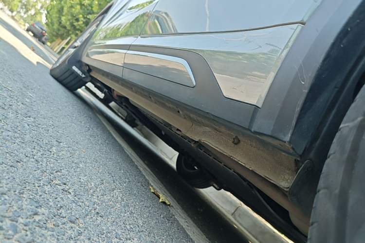 Used Geely Galaxy Xingjian 7 EM-i 2025 120km Exploration+ Version Left Side Sill