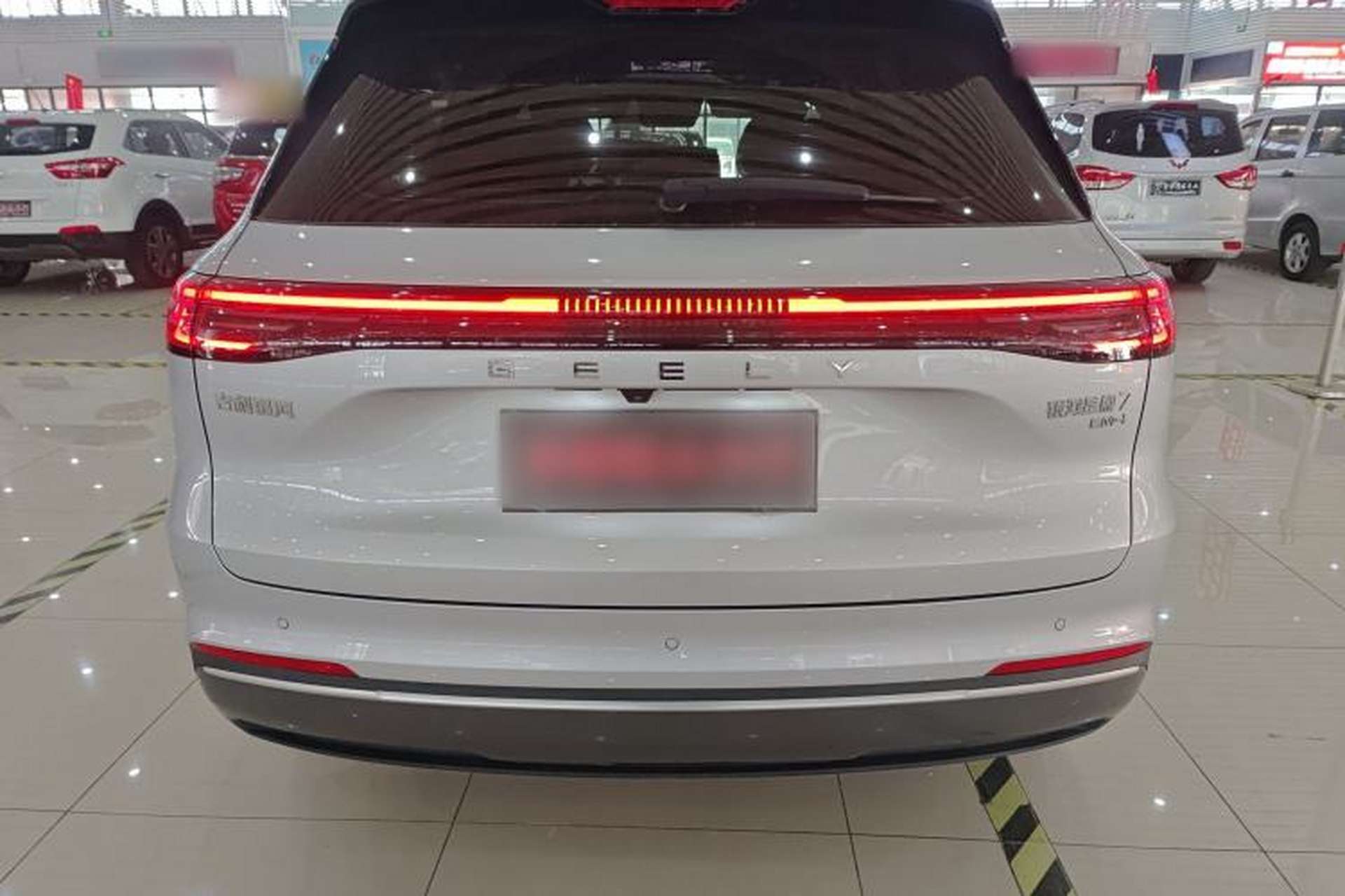 Used Geely Galaxy Xingjian 7 EM-i 2025 120km Launch+ Version Rear