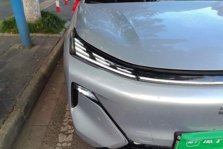 Used Geely Galaxy Xingjian 7 EM-i 2025 120km Exploration+ Version Right Front Headlight