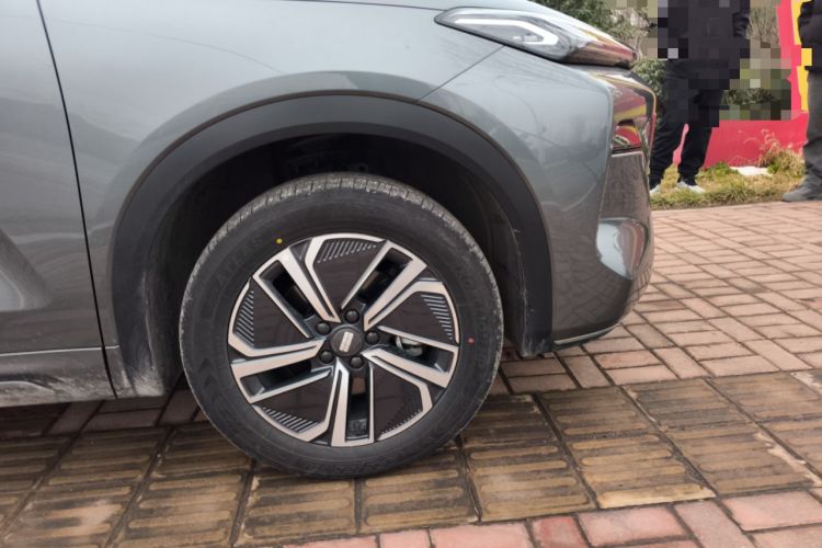 Used Geely Galaxy Xingjian 7 EM-i 2025 120km Launch+ Version Right Front Wheel Hub