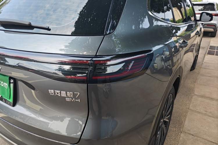 Used Geely Galaxy Xingjian 7 EM-i 2025 120km Navigator Edition Right Rear Taillight