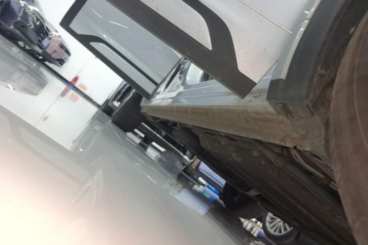 Used Geely Galaxy Xingjian 7 EM-i 2025 55 km Launch Edition Right Side Sill