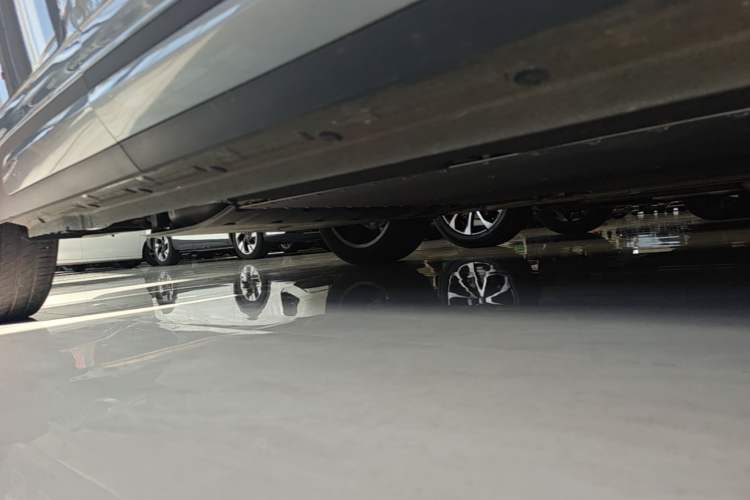 Used Geely Galaxy Xingjian 7 EM-i 2025 120km Exploration+ Version Right Side Sill