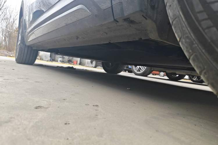 Used Geely Galaxy Xingjian 7 EM-i 2025 120km Exploration+ Version Right Side Sill