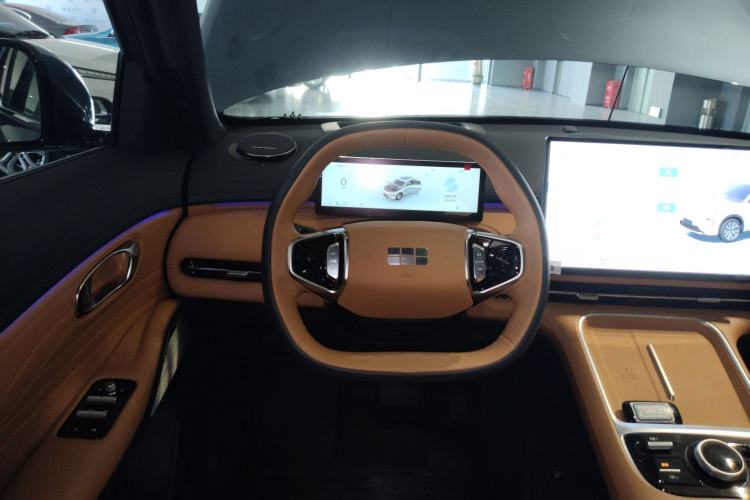 Used Geely Galaxy Xingjian 7 EM-i 2025 120km Navigator Edition Steering Wheel