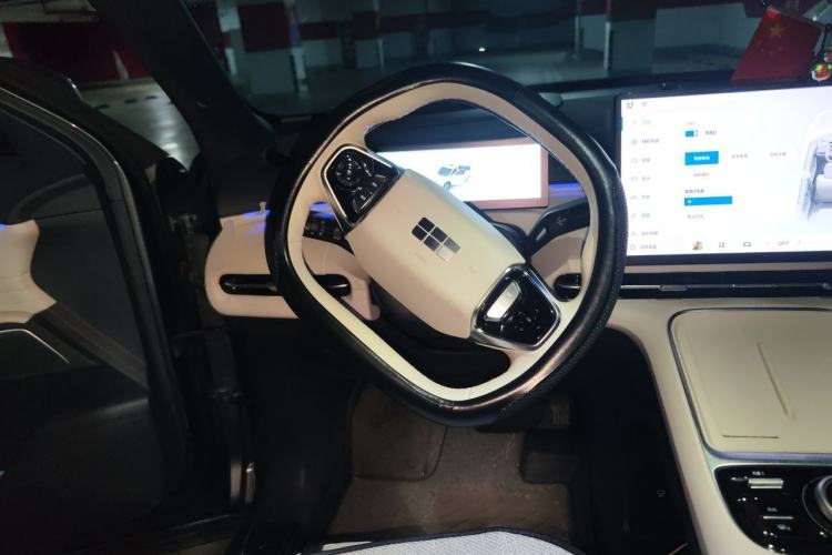 Used Geely Galaxy Xingjian 7 EM-i 2025 120km Navigator Edition Steering Wheel