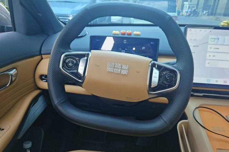 Used Geely Galaxy Xingjian 7 EM-i 2025 120km Launch+ Version Steering Wheel