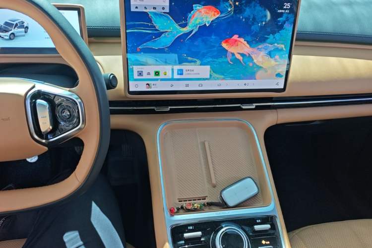 Used Geely Galaxy Xingjian 7 EM-i 2025 120km Navigator Edition Audio And AC Panel