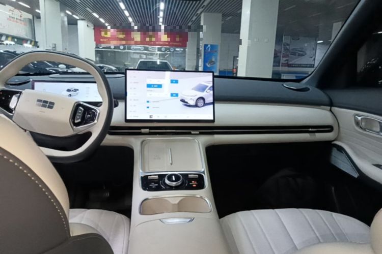 Used Geely Galaxy Xingjian 7 EM-i 2025 120km Exploration+ Version Center Console