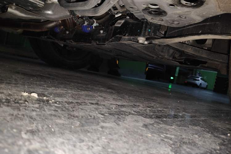 Used Geely Galaxy Xingjian 7 EM-i 2025 120km Navigator Edition Chassis Front Right