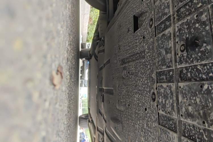 Used Geely Galaxy Xingjian 7 EM-i 2025 120km Launch+ Version Chassis Front