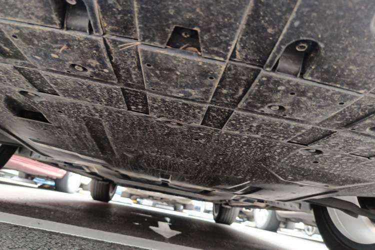 Used Geely Galaxy Xingjian 7 EM-i 2025 120km Navigator Edition Chassis Front