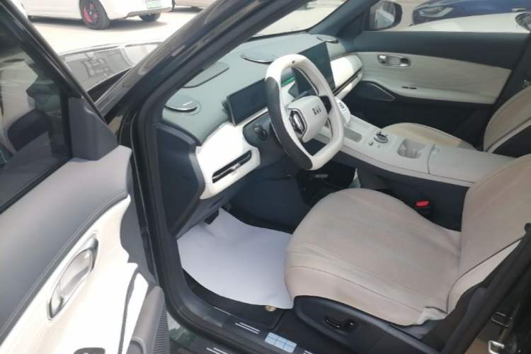 Used Geely Galaxy Xingjian 7 EM-i 2025 120km Exploration+ Version Driver Seat