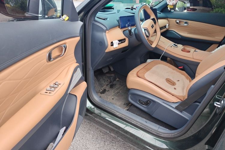 Used Geely Galaxy Xingjian 7 EM-i 2025 120km Exploration+ Version Driver Seat