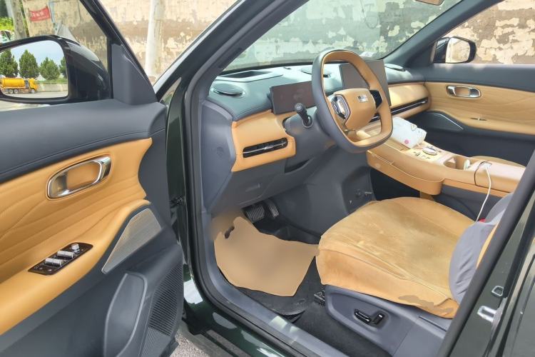 Used Geely Galaxy Xingjian 7 EM-i 2025 120km Exploration+ Version Driver Seat