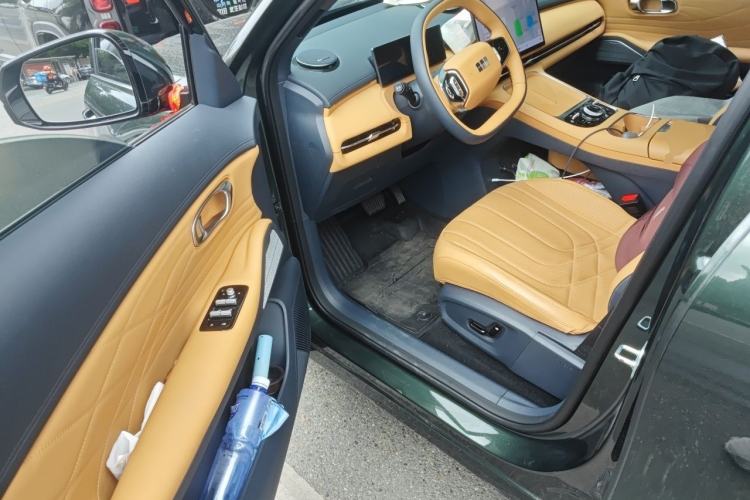 Used Geely Galaxy Xingjian 7 EM-i 2025 120km Launch+ Version Driver Seat