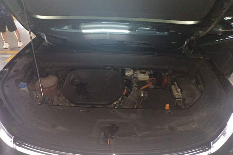 Used Geely Galaxy Xingjian 7 EM-i 2025 120km Navigator Edition Engine Bay