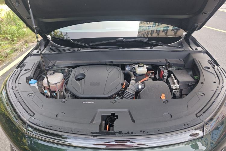 Used Geely Galaxy Xingjian 7 EM-i 2025 120km Navigator Edition Engine Bay