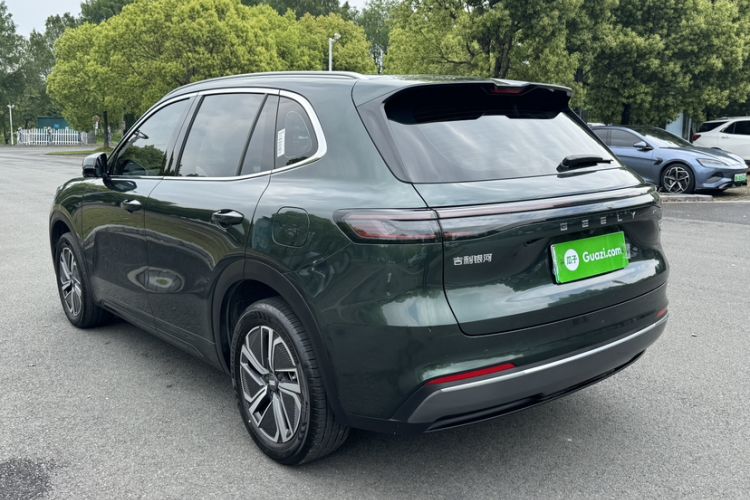 Used Geely Galaxy Xingjian 7 EM-i 2025 120km Launch+ Version Exterior 3