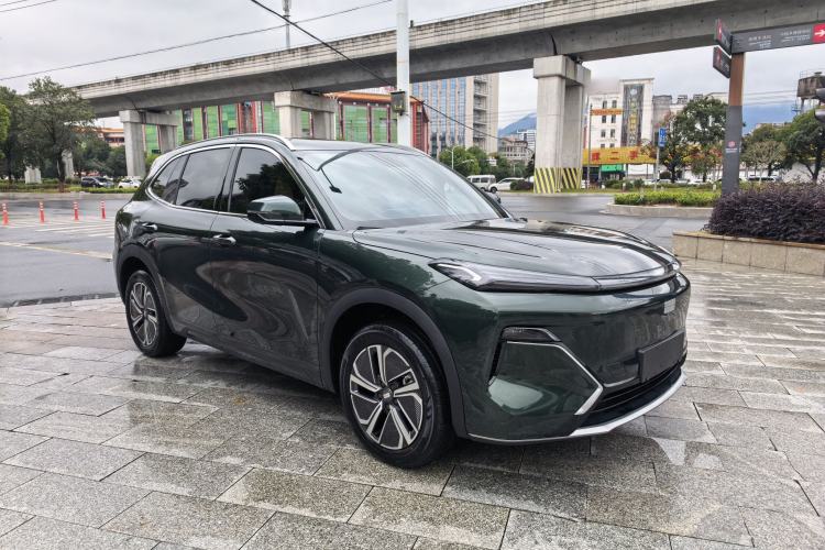 Used Geely Galaxy Xingjian 7 EM-i 2025 120km Launch+ Version Exterior 5