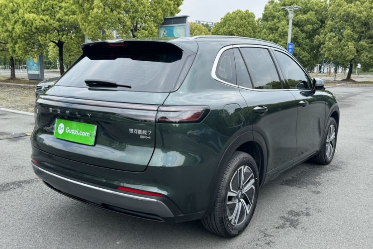 Used Geely Galaxy Xingjian 7 EM-i 2025 120km Launch+ Version Exterior 5