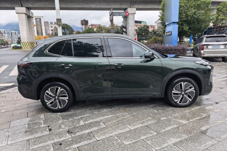 Used Geely Galaxy Xingjian 7 EM-i 2025 120km Launch+ Version Exterior 6