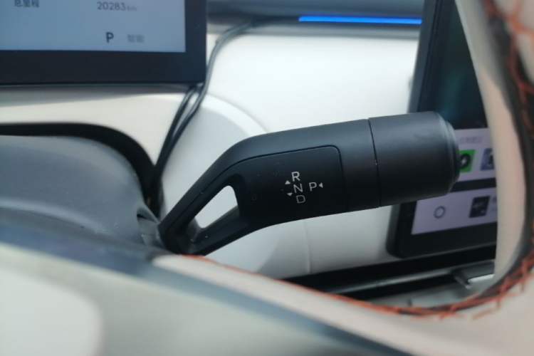 Used Geely Galaxy Xingjian 7 EM-i 2025 120km Exploration+ Version Gear Lever