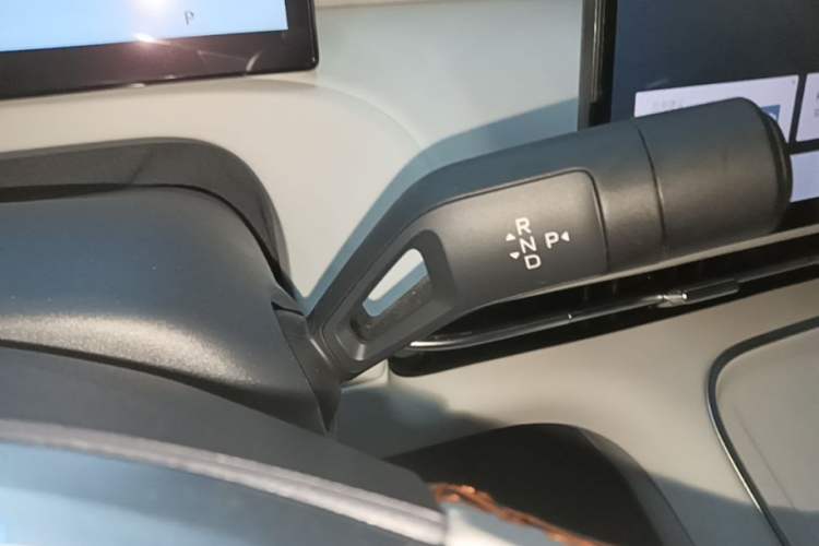 Used Geely Galaxy Xingjian 7 EM-i 2025 120km Exploration+ Version Gear Lever