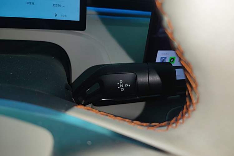 Used Geely Galaxy Xingjian 7 EM-i 2025 120km Navigator Edition Gear Lever