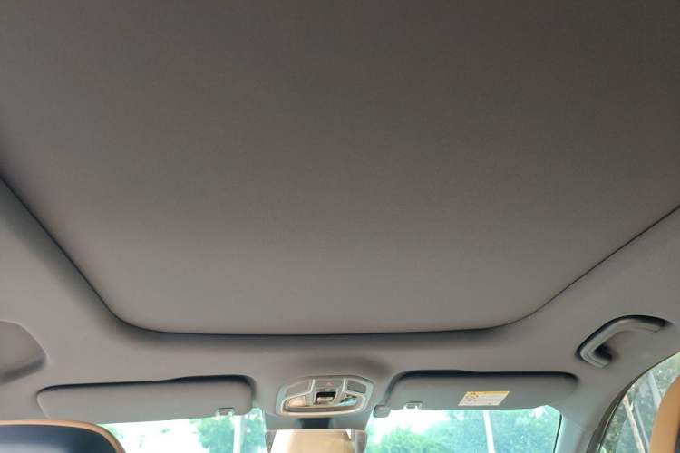 Used Geely Galaxy Xingjian 7 EM-i 2025 120km Exploration+ Version Headliner