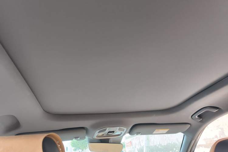 Used Geely Galaxy Xingjian 7 EM-i 2025 120km Exploration+ Version Headliner