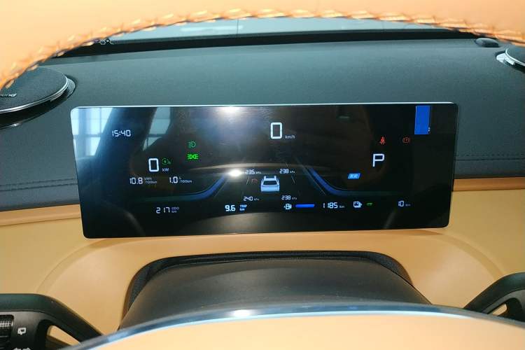 Used Geely Galaxy Xingjian 7 EM-i 2025 120km Launch+ Version Instrument Cluster