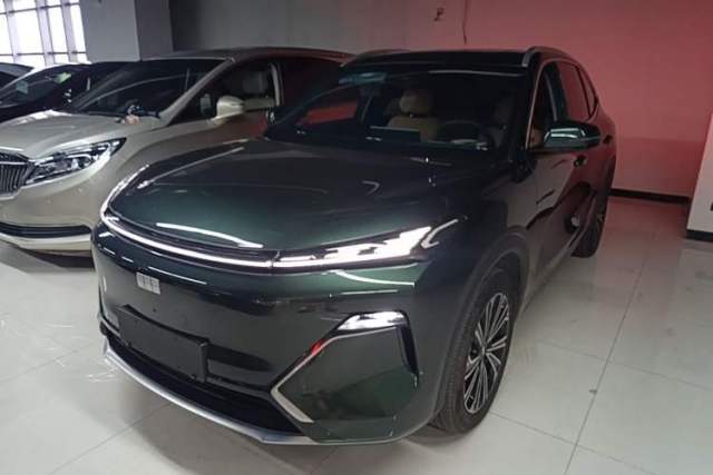 Used Geely Galaxy Xingjian 7 EM-i 2025 120km Navigator Edition